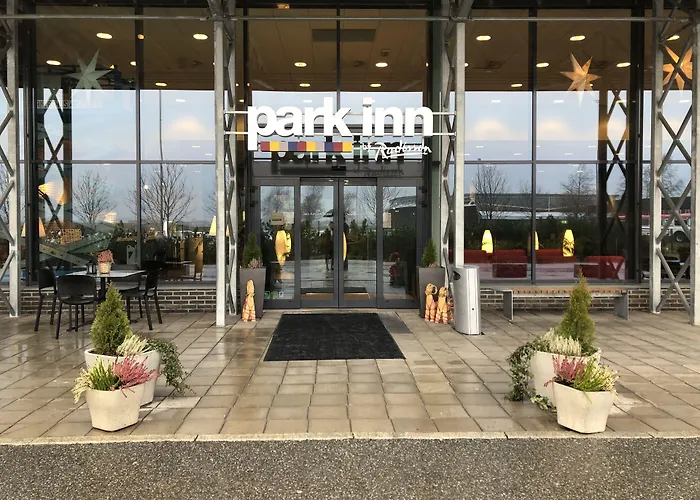 Park Inn By Radisson Oslo Airport Hotel West Garder